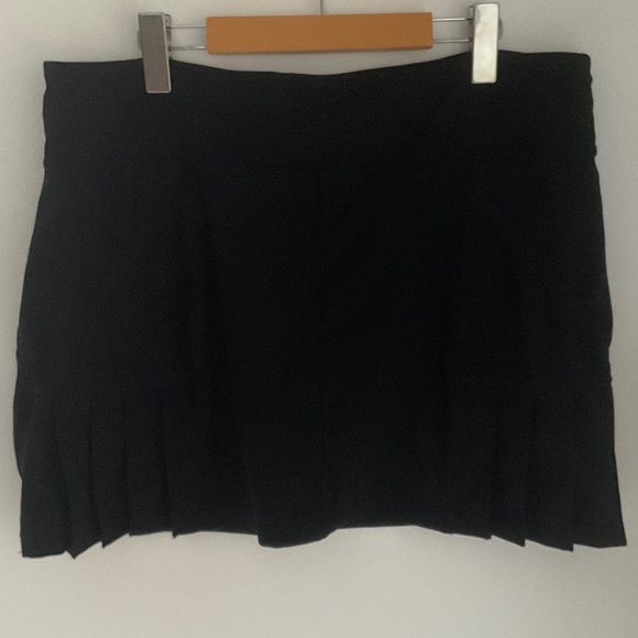 Athleta Any Sport Pleated Skort Size XL in Black - Picture 1 of 8